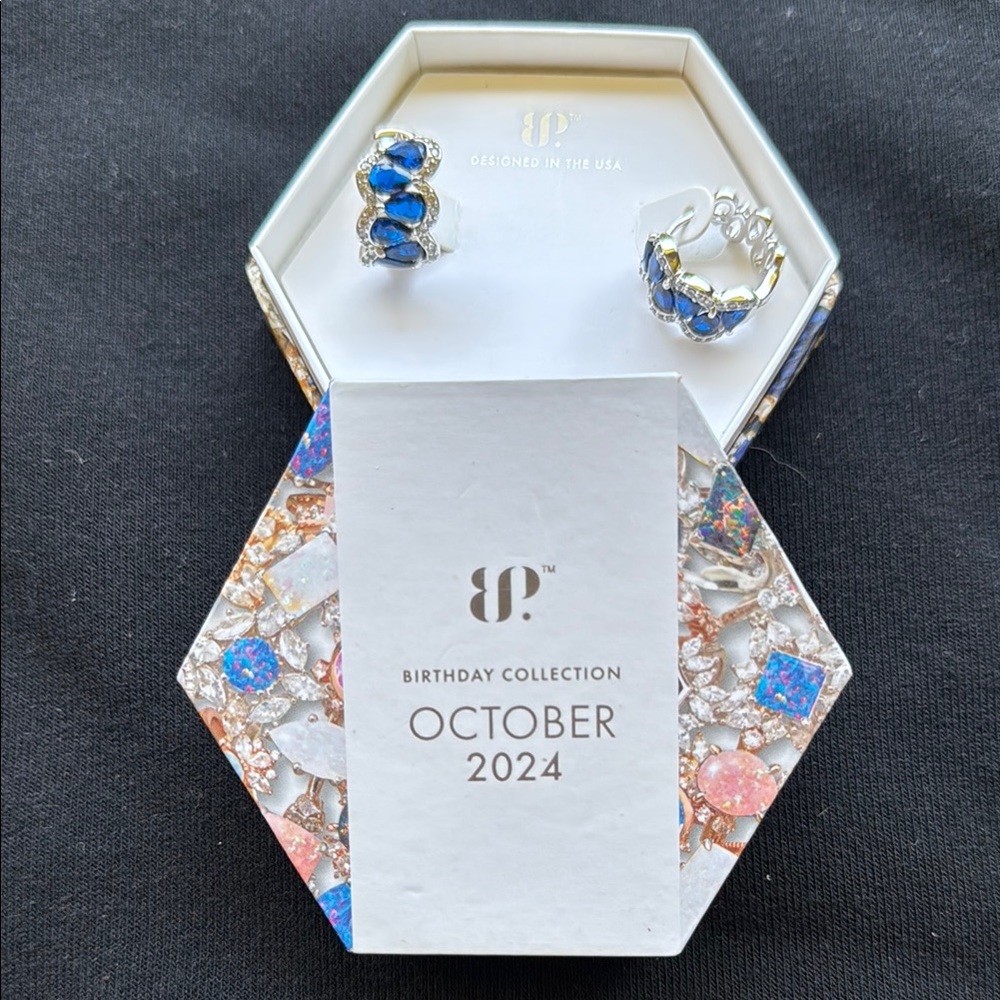 BOMB PARTY sapphire earrings